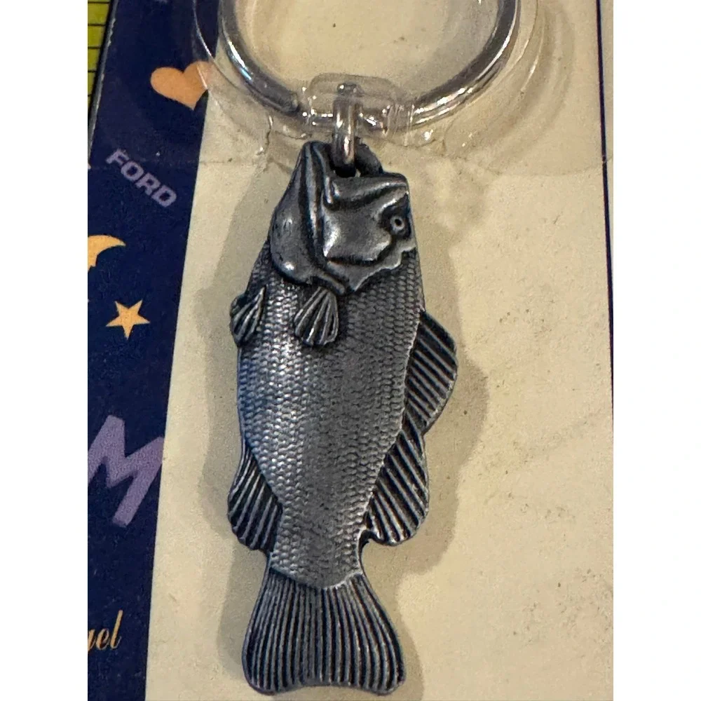 The Hillman Group Bass Fish Keychain Pewter Tone Metal Fishing Gift USA 710851